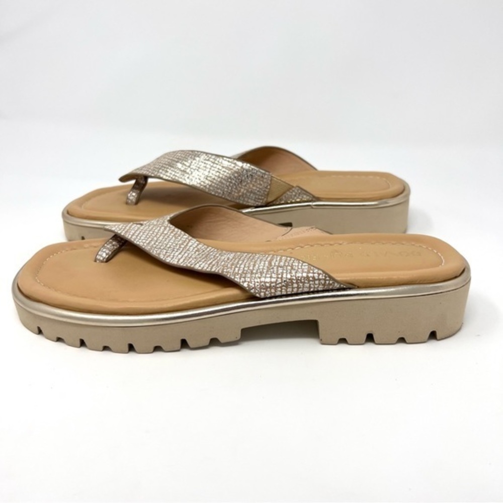 DONALD PLINER Pliner Bloom Flip Flop Platino Sandal